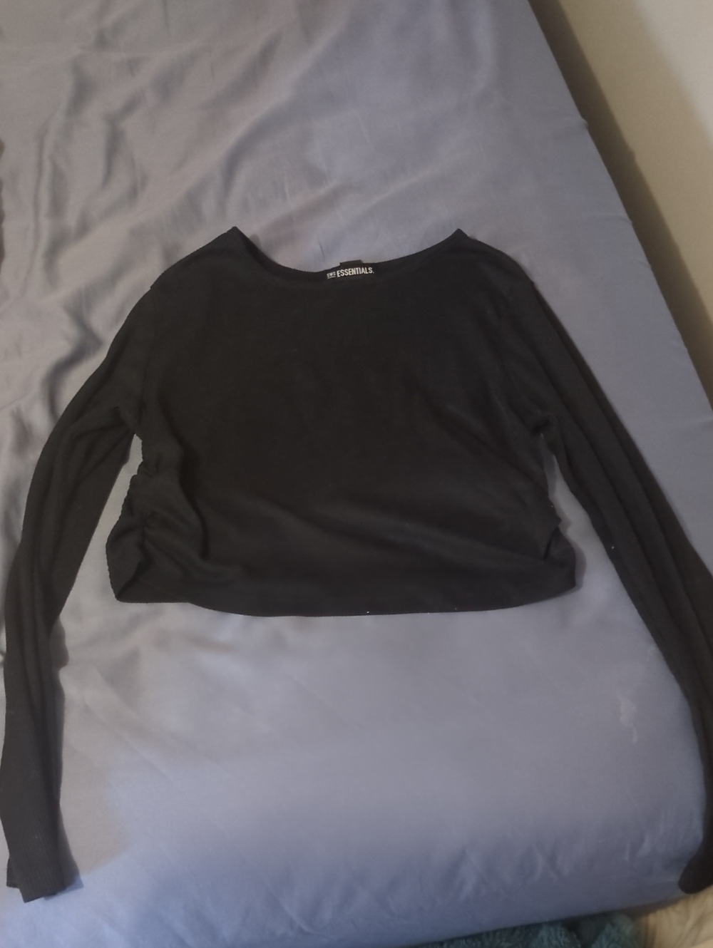ESSENTIALS Black Long-Sleeve Cropped Tee